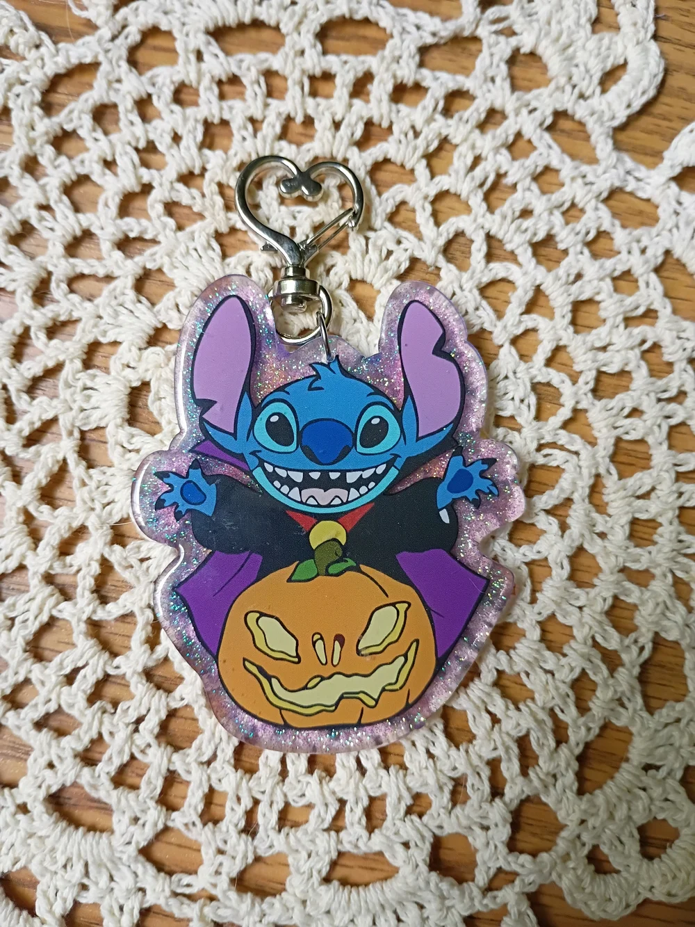 Stitch Halloween Pumpkin Glitter Keyring - Purple & Blue